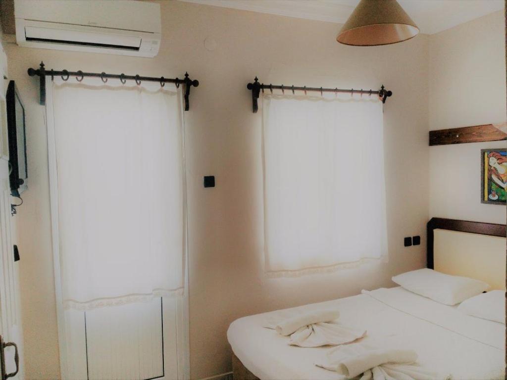 Ladies Beach Hotel Kusadasi Exterior photo