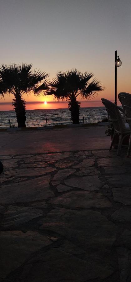 Ladies Beach Hotel Kusadasi Exterior photo